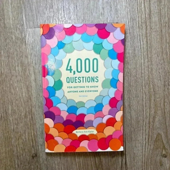 4000 Questions for Getting to Know Anyone and Everyone Book - Picture 1 of 3
